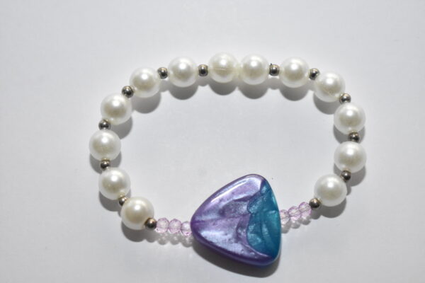 Iridescent Ocean Bracelet 🐚🌈🌊