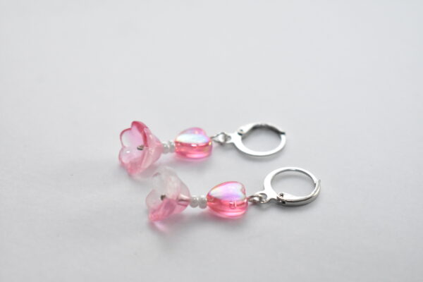 💖 Pink Heart Beaded Earrings 🌸✨